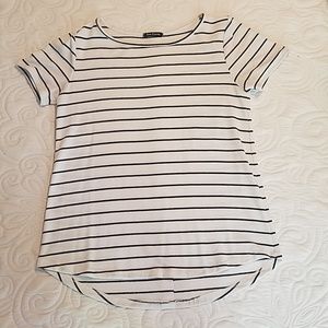 PINK CLOVER

Daisee Button Back Detail Knit Top

S